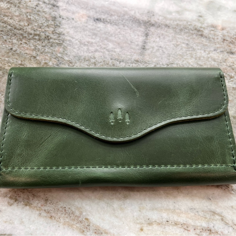 Portland Leather Large Bozeman Wallet